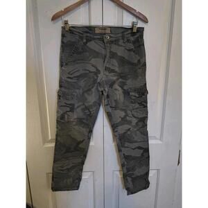 Wrangler Authentics Gray Camo Cargo Pants Mens Size 31×30 Stretch Pockets